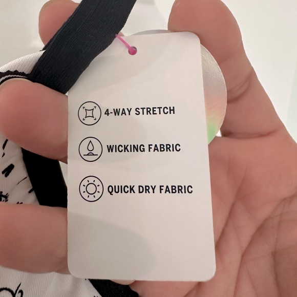 NWT VS PINK Razorback Sports Bra - Picture 7 of 7